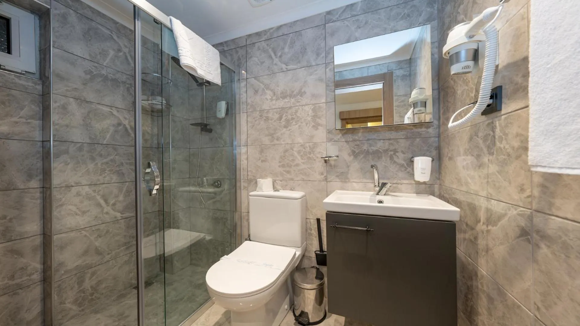 Skykhan Otel Fethiye 0*,