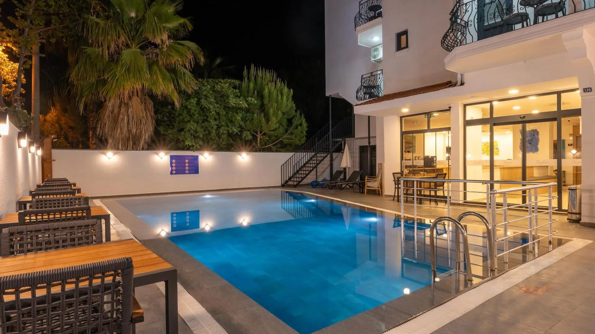 Hotel Skykhan Otel Fethiye