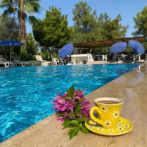 Farmside Hotel